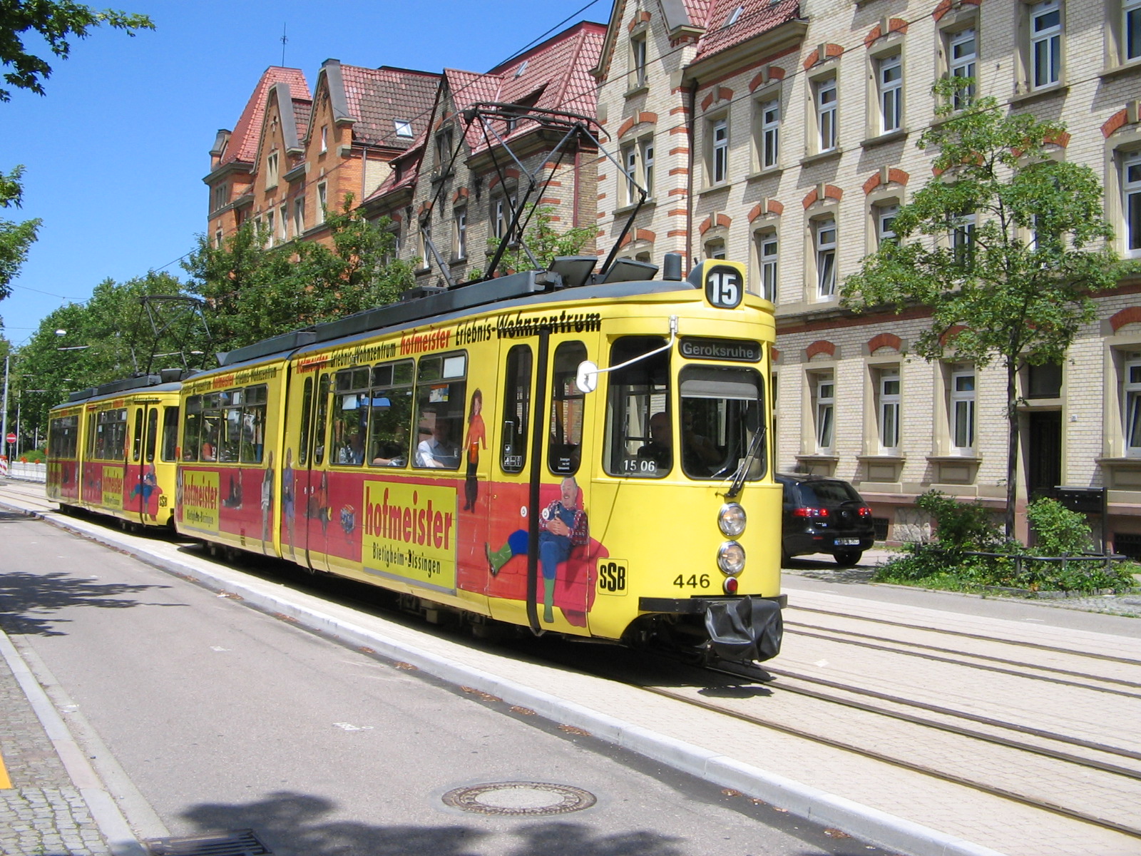 17.06.2007 - Historischer GT4-Triebwagen 445 der Stuttgarter Straßenbahnen in der Nordbahnhofstraße in Stuttgart