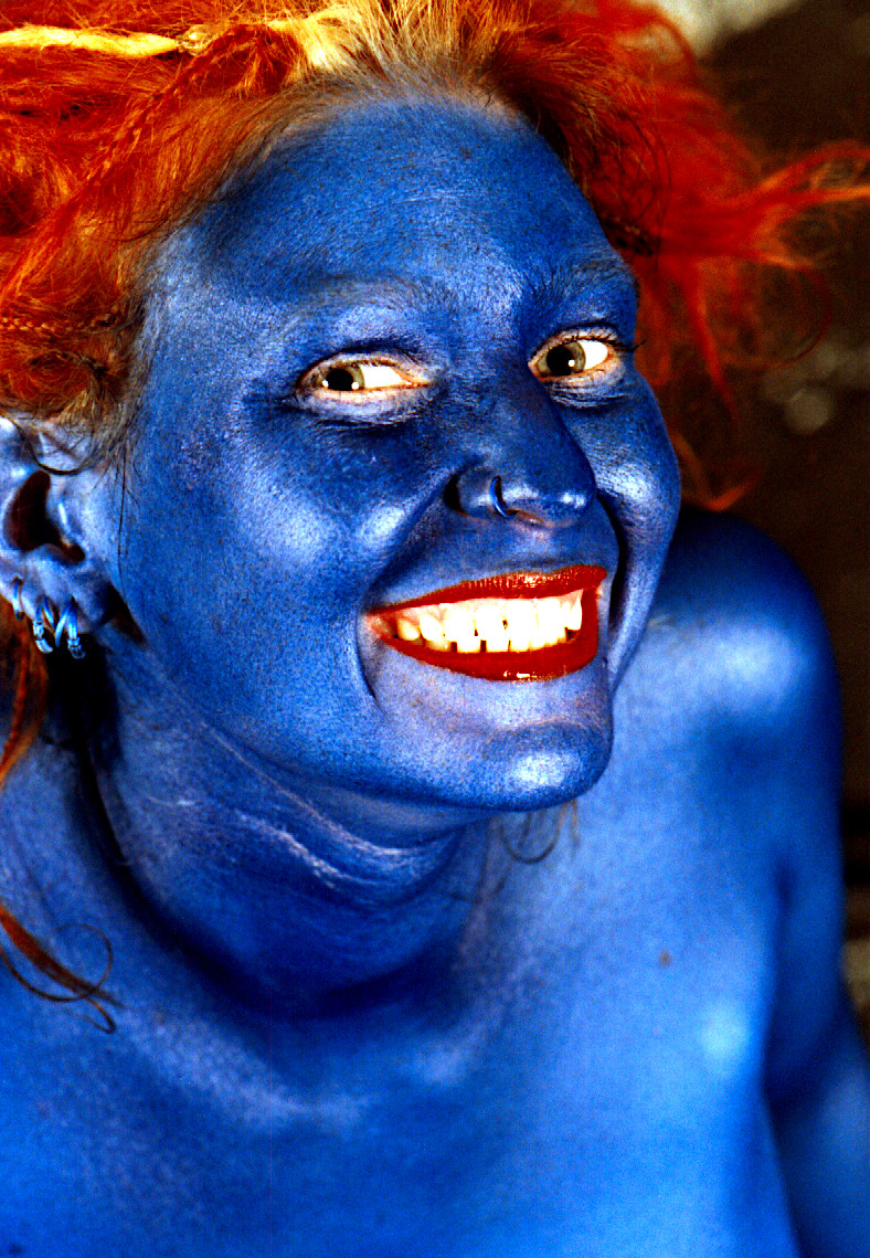 Marion mal wieder blau (Foto)