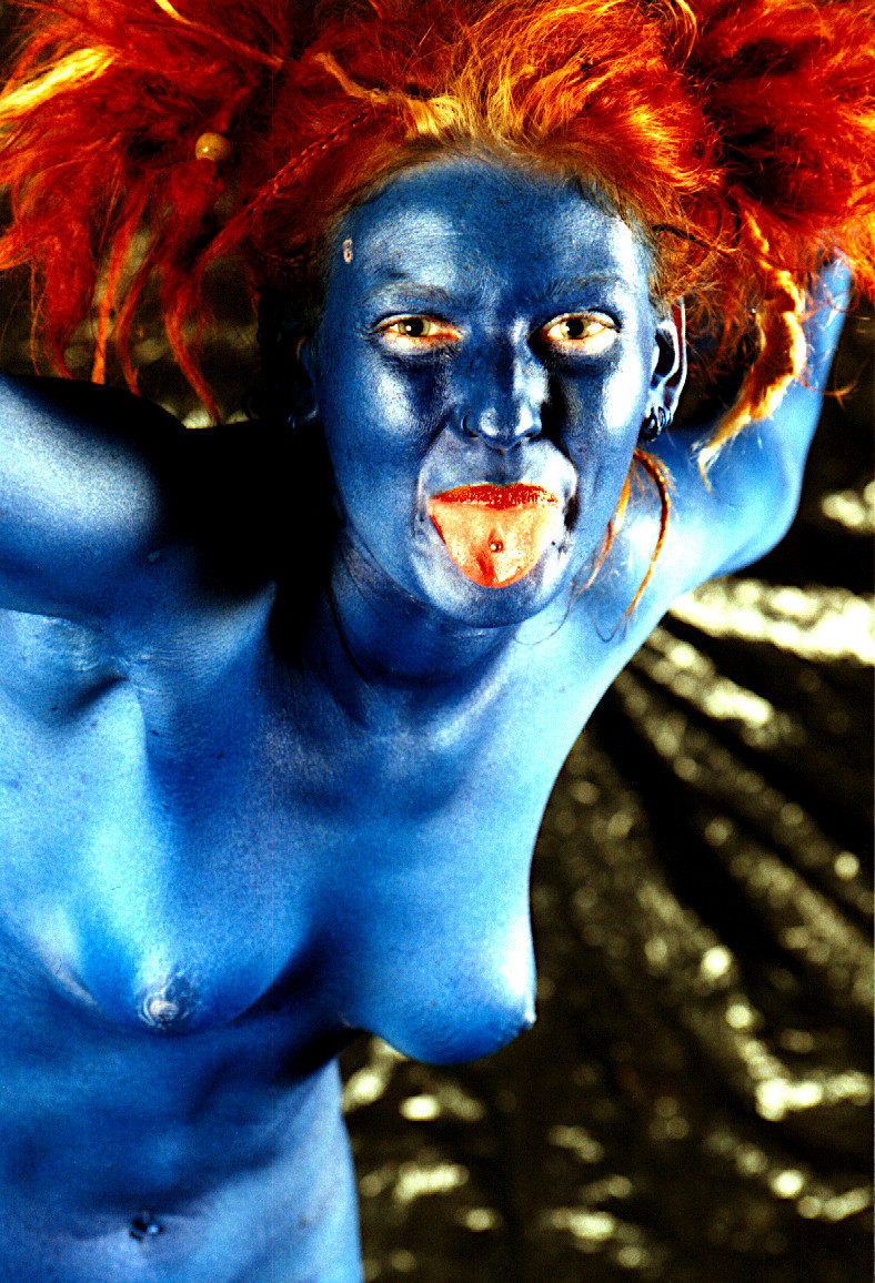 Marion mal wieder blau (Foto)