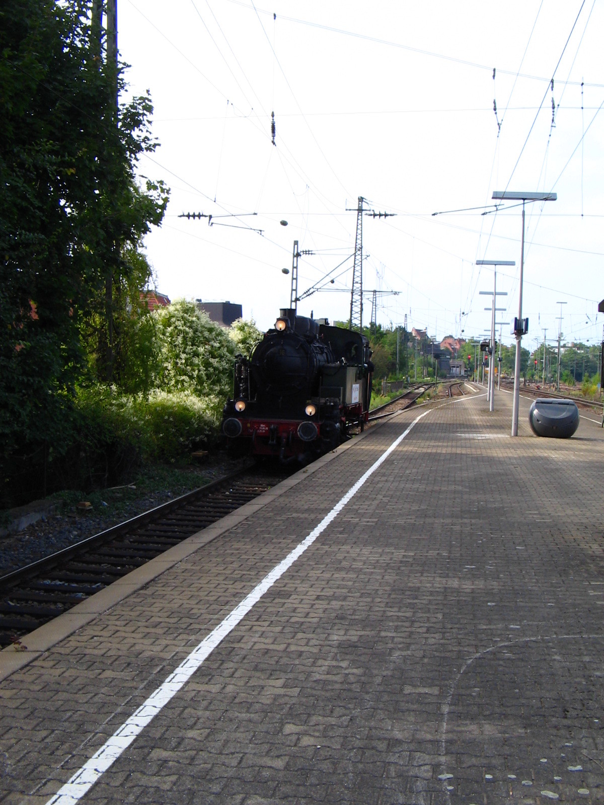 Lok 16 des GES eV beim Umsetzen im Bahnhof Ludwigsburg (Foto)