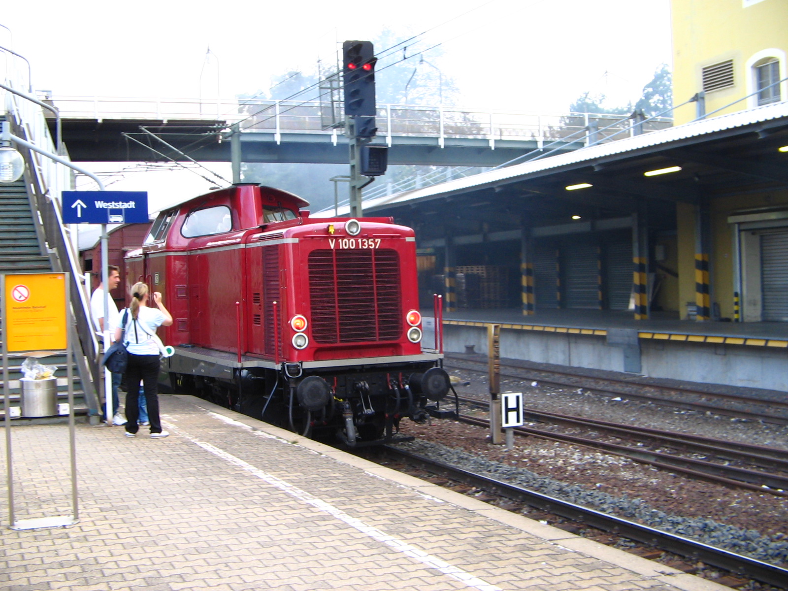 31.08.2008 - V100-1357 GES e.V. - Ausfahrt aus Bahnhof Ludwigsburg