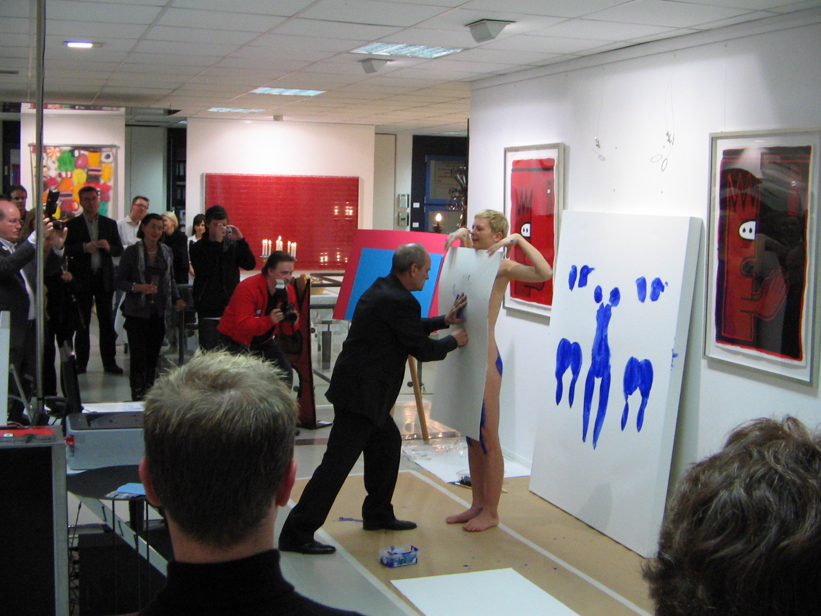 Bodyactionpainting mit Susanne (Foto)