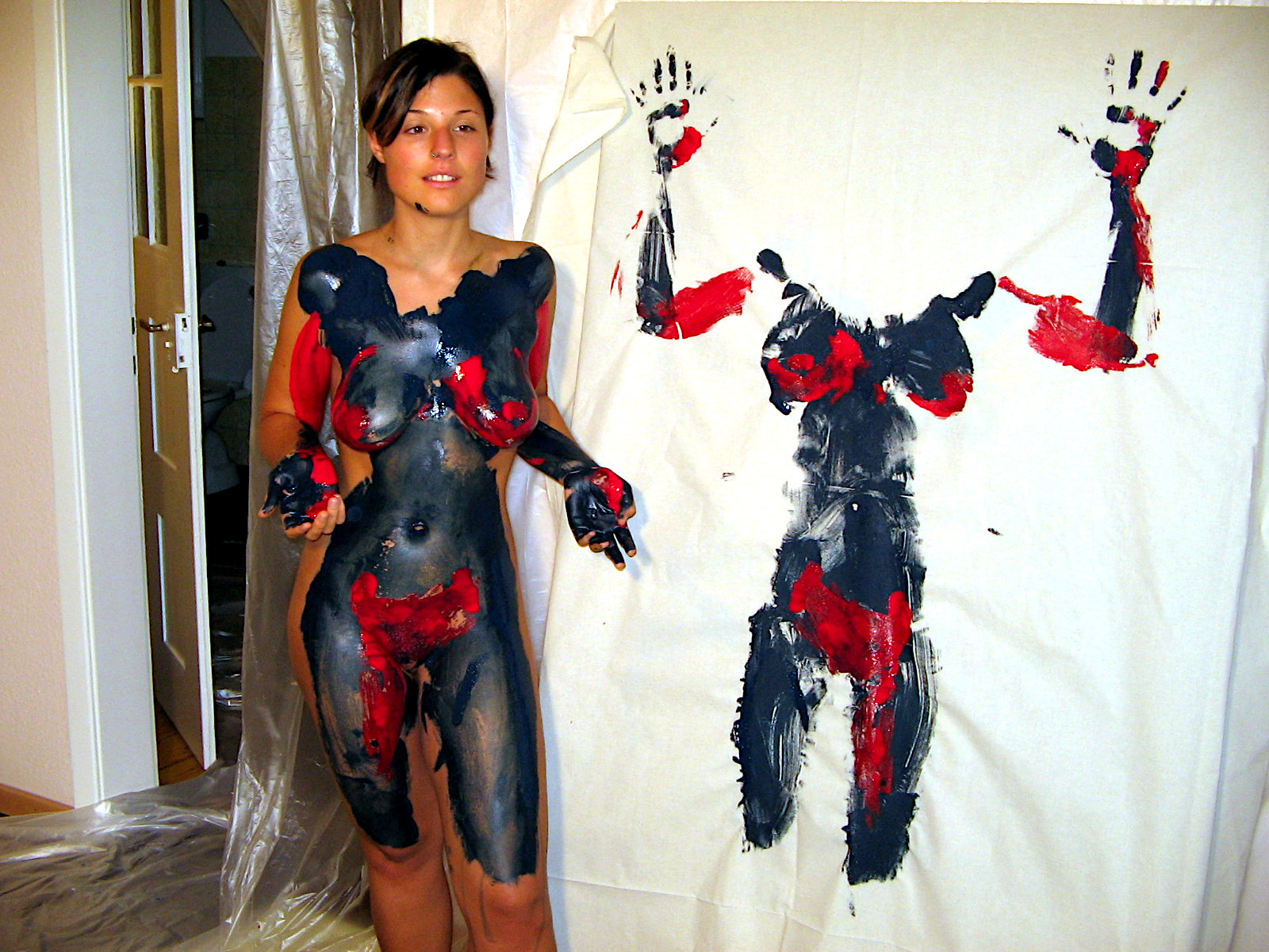 Bodyactionpainting mit Steffi (Foto)