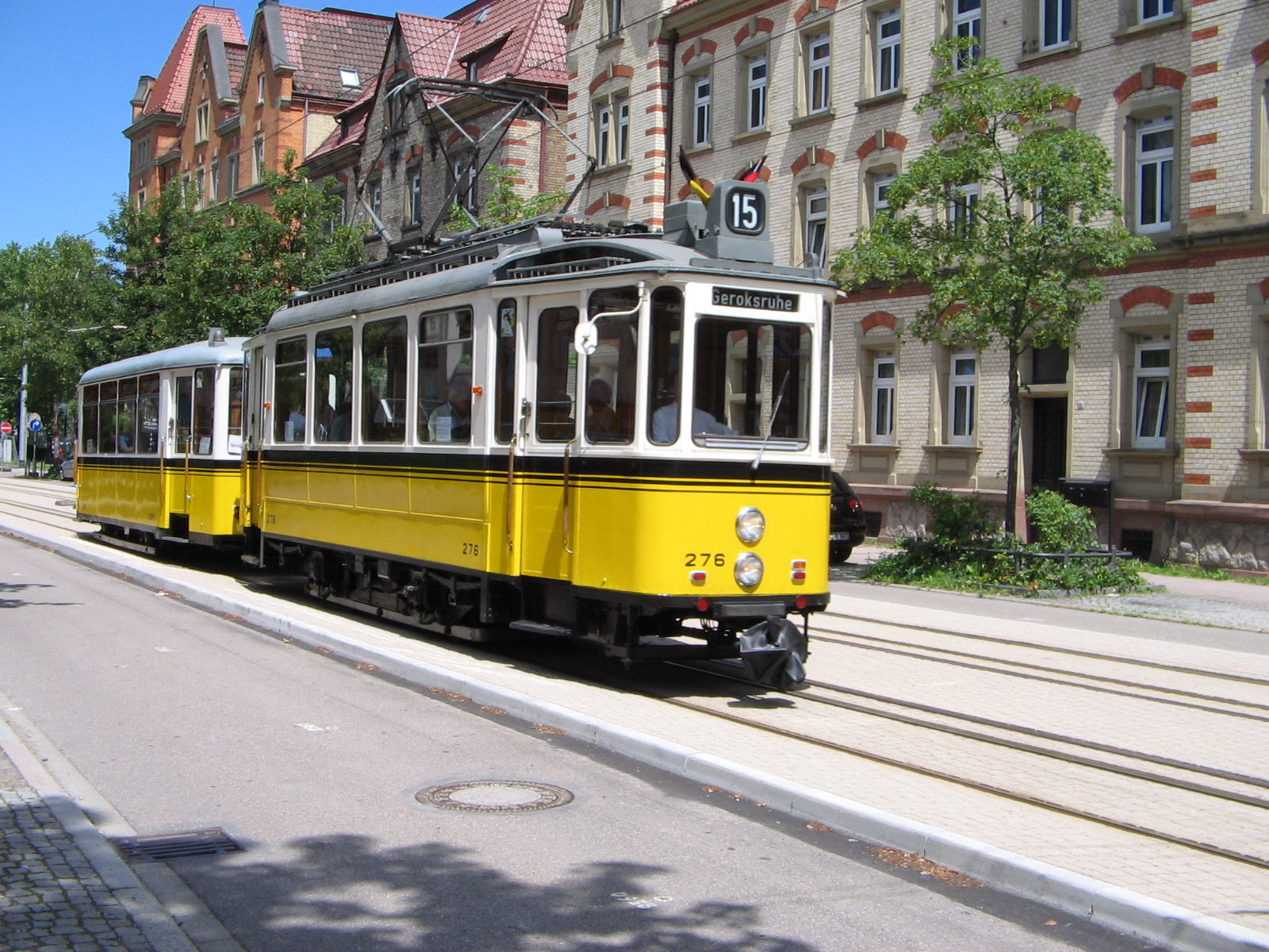 Historischer Triebwagen 276 mit Beiwagen 1369 der SSB (Foto)