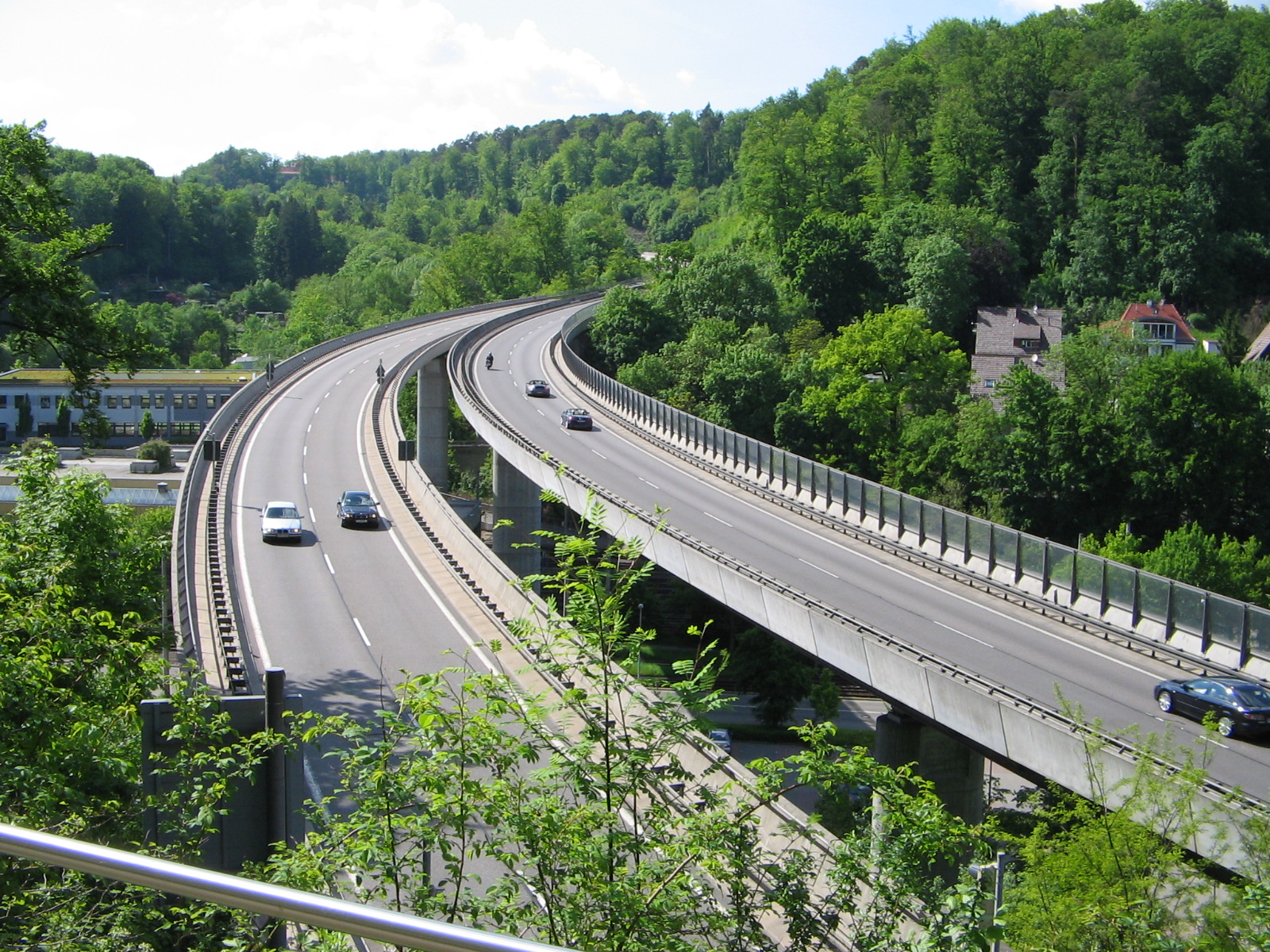 Brücke der B14 über Heslach-Vogelrain (Foto)