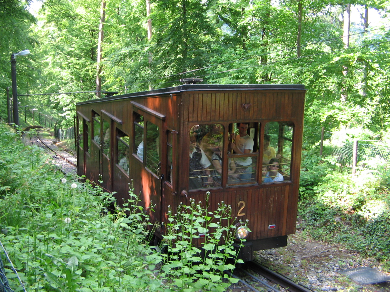 Standseilbahn zum Waldfriedhof (Foto)